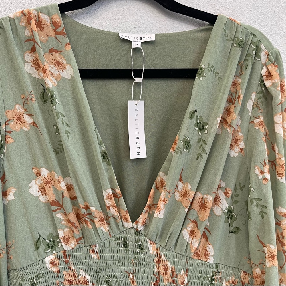 NWT Baltic Born Olivia Maxi Dress in Sage + Peach Floral, Size XL - Picture 3 of 6